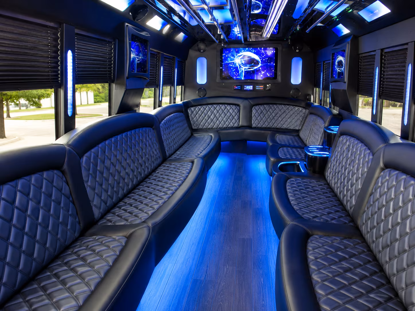 book a bus for wine and culinary tours between plantation and miami