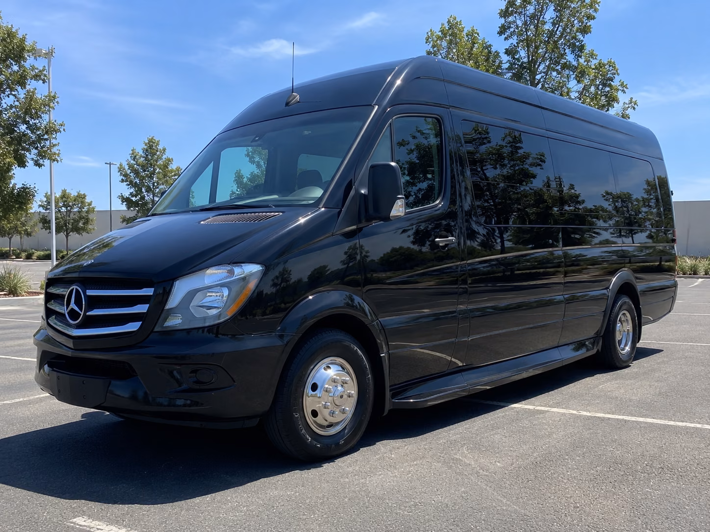 find and book transportation for your next bachelor or bachelorette party 3