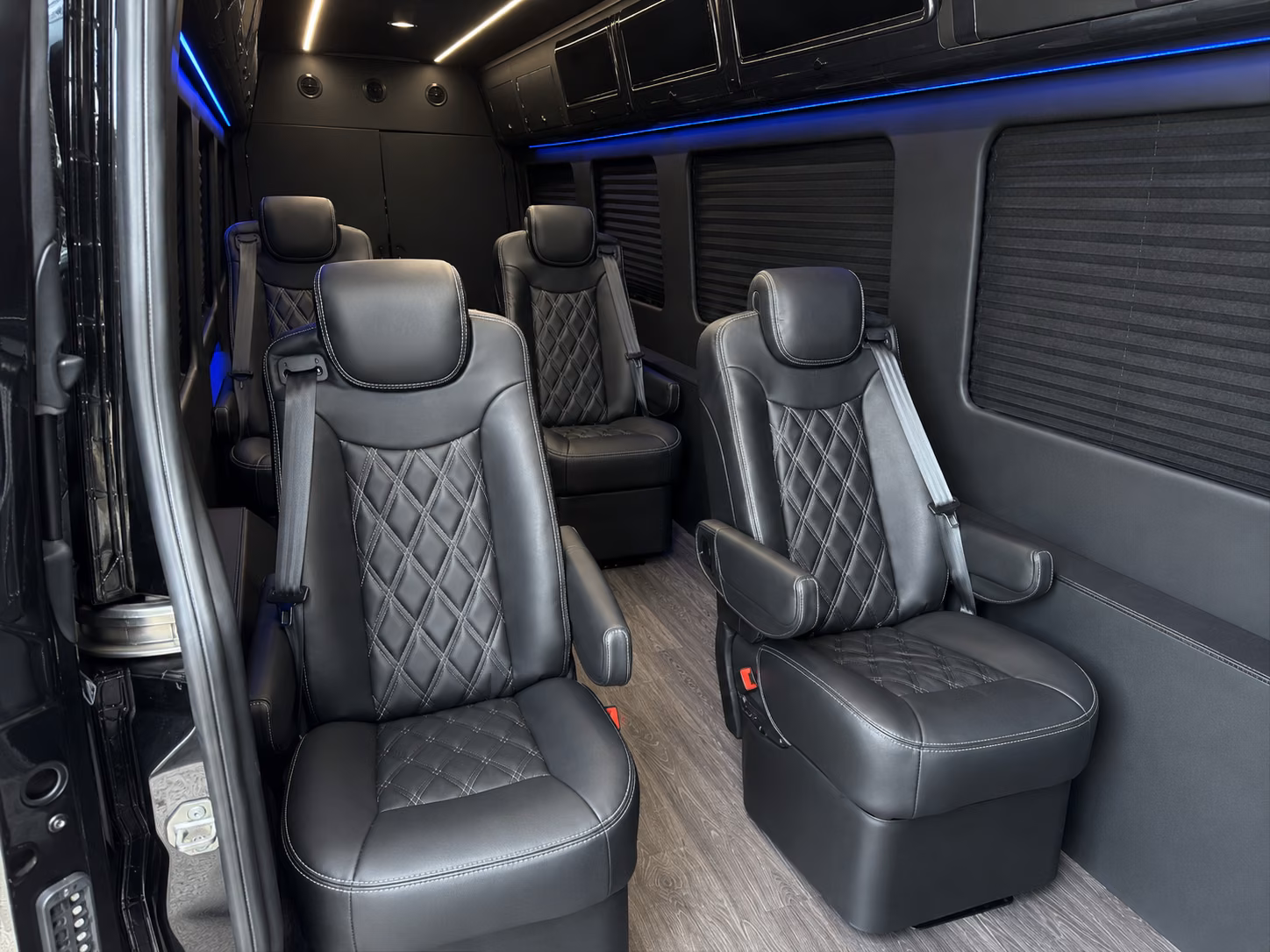 find and book transportation for your next convention or trade show 5
