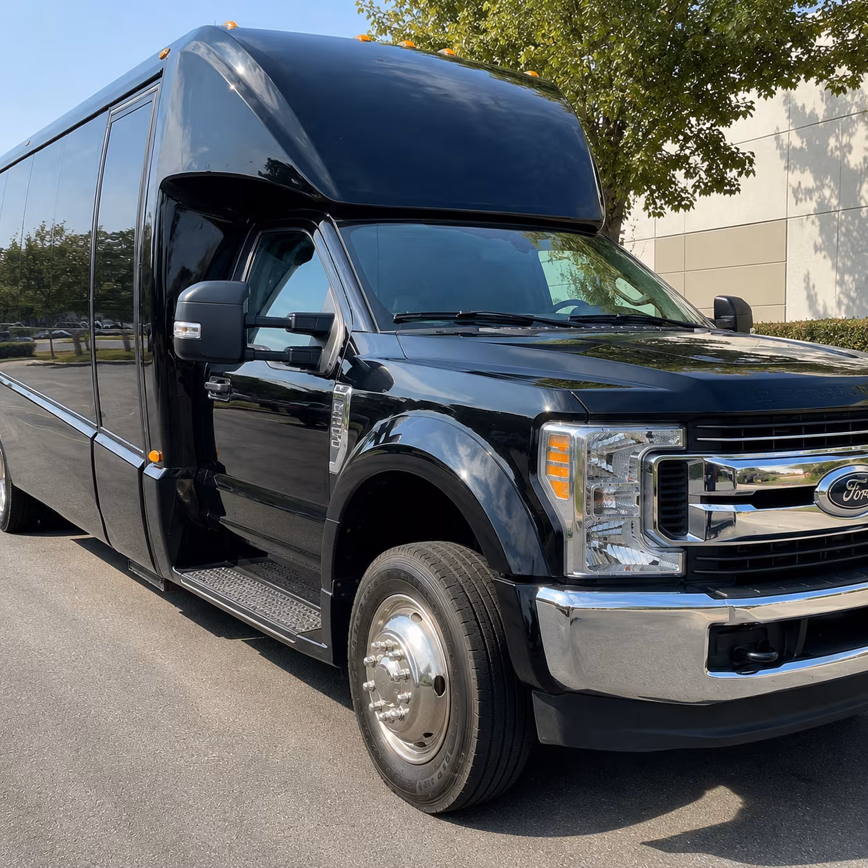 find and book transportation for your next prom 1