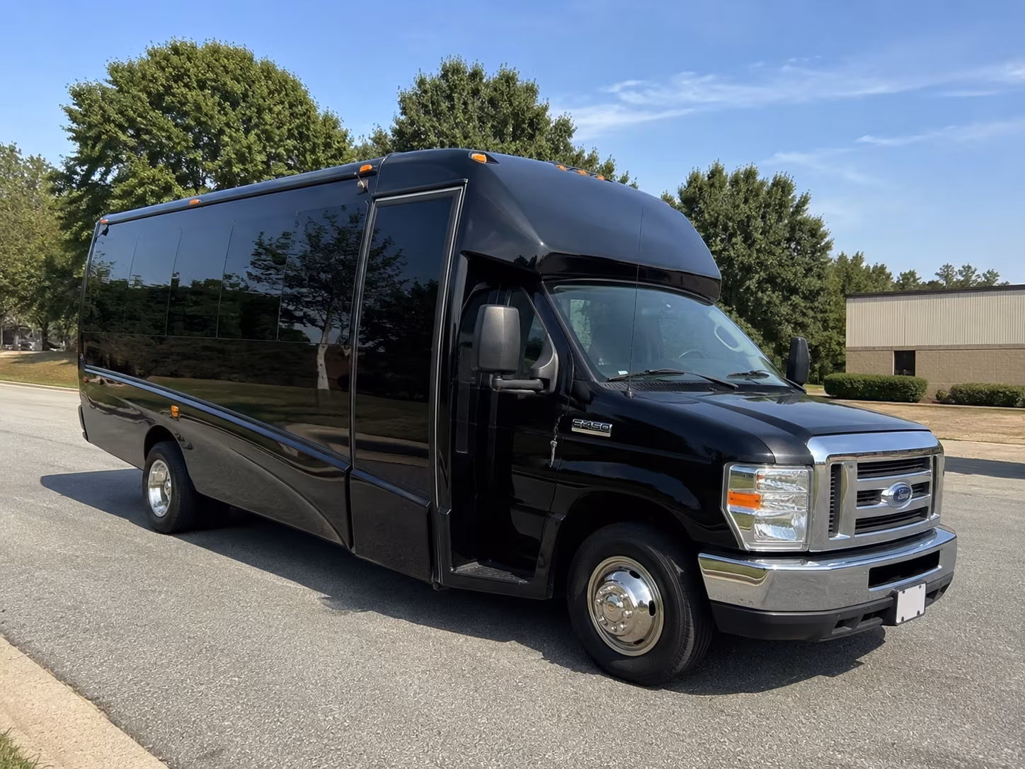 find and book transportation for your next prom 3