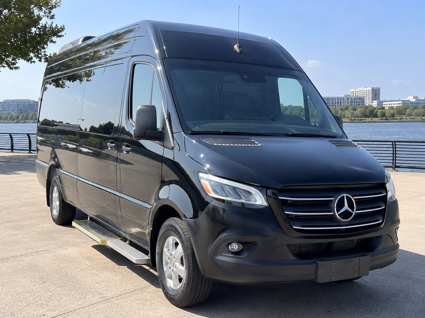 find and book transportation for your next sporting event 1