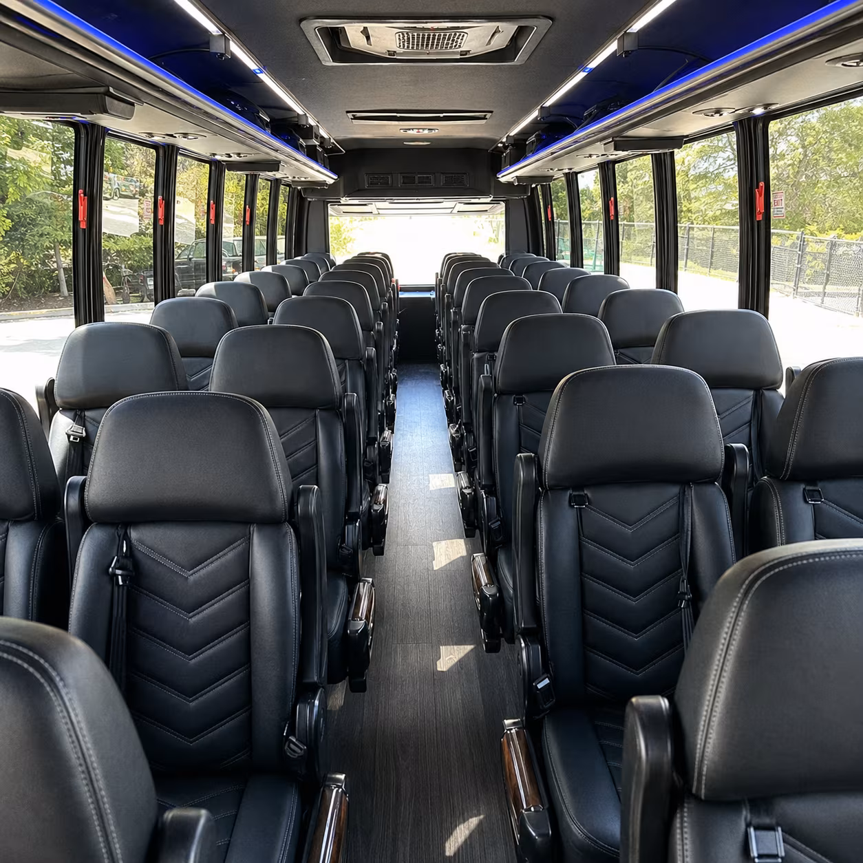 minibus rentals for smaller plantation prom groups