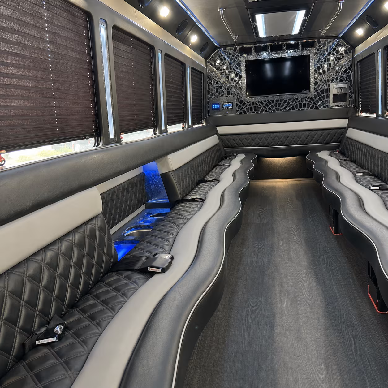 school field trip buses for plantation students and educators